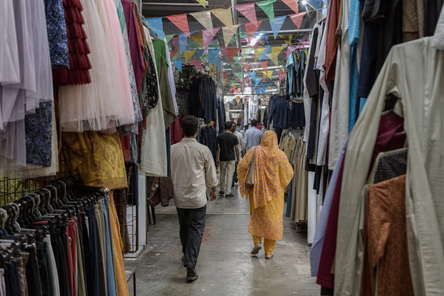 India's Textile Growth Overshadowed by Apparel Decline